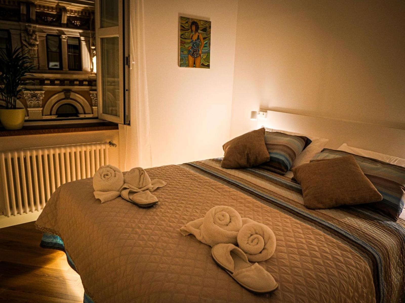 Casa Vacanze Trieste - Vista Piazza Unita Екстер'єр фото